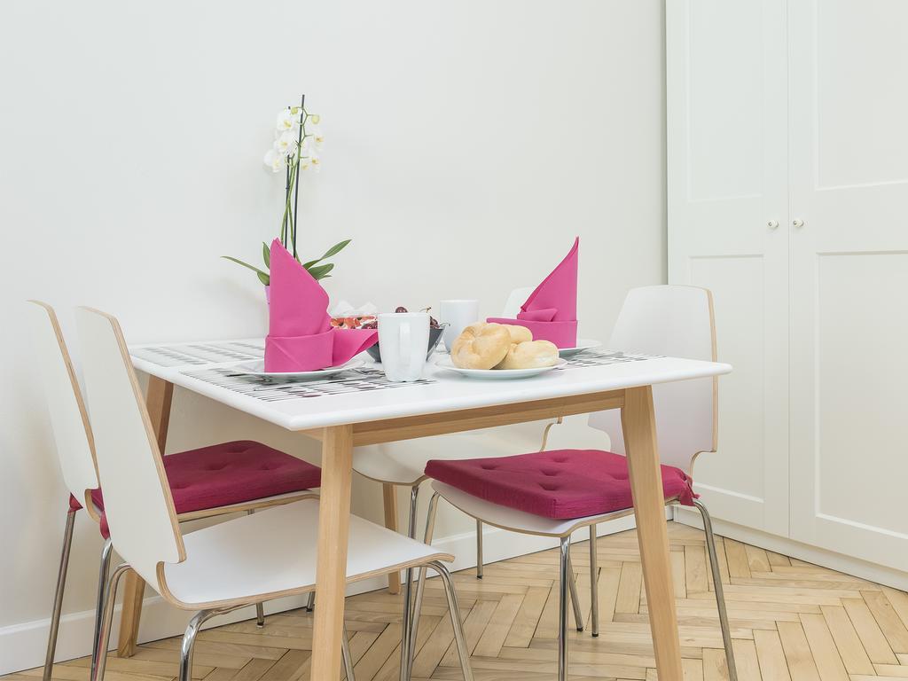 Delightful New Town Square Apartment Varsóvia Exterior foto